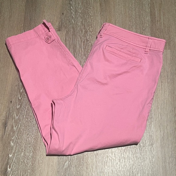 Talbots Perfect Crop Pants Womens Size 14 Pink Capri Casual Button Hem EUC - Picture 1 of 10